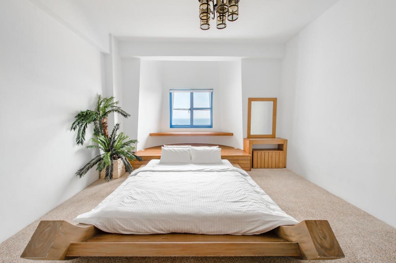 Ferienwohnung White Lighthouse Xiaoliuqiu Exterior foto
